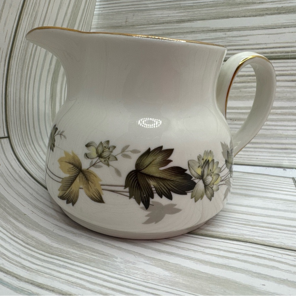 Royal Doulton CREAMER Larchmont Leaves Cream Pitcher Bone China England